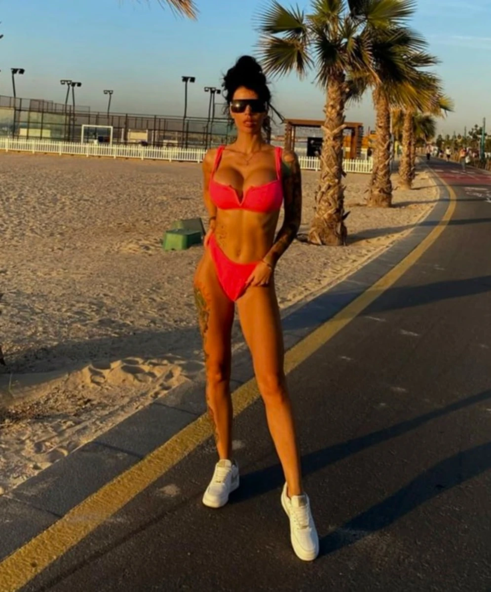 Abelle escort in Milan