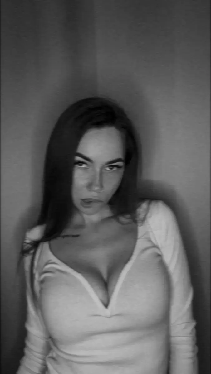 Adriana escort in Rome