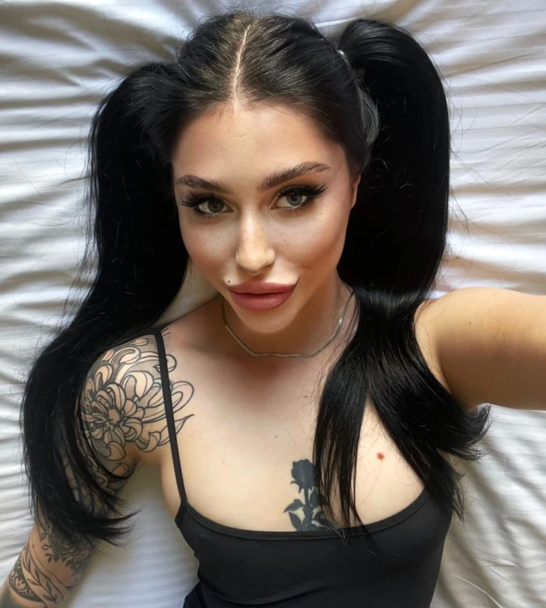 Aleks escort in Rome