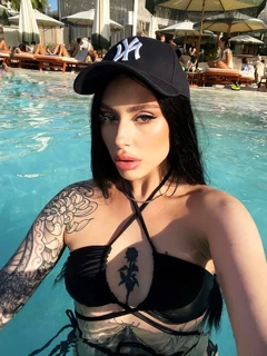 Aleks escort in Rome