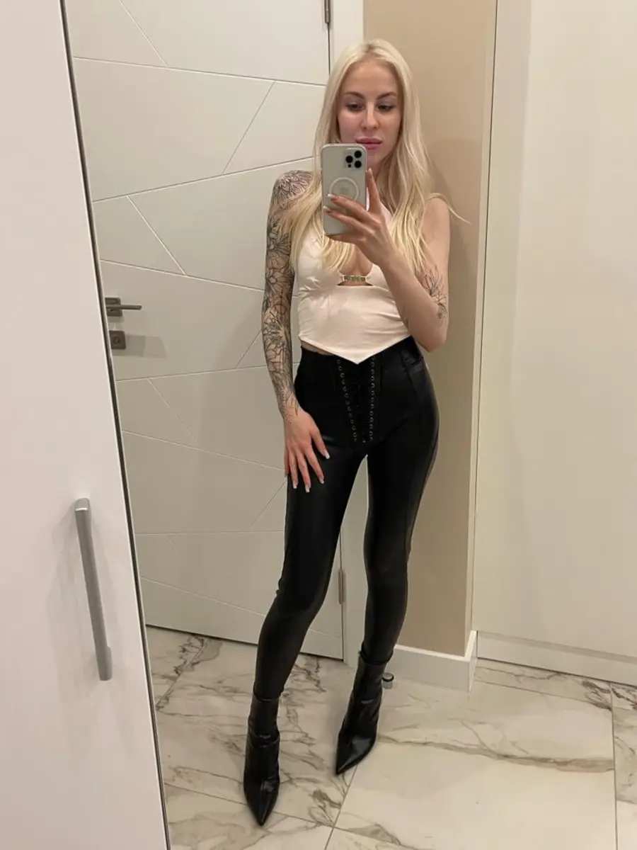 Alina escort in Milan