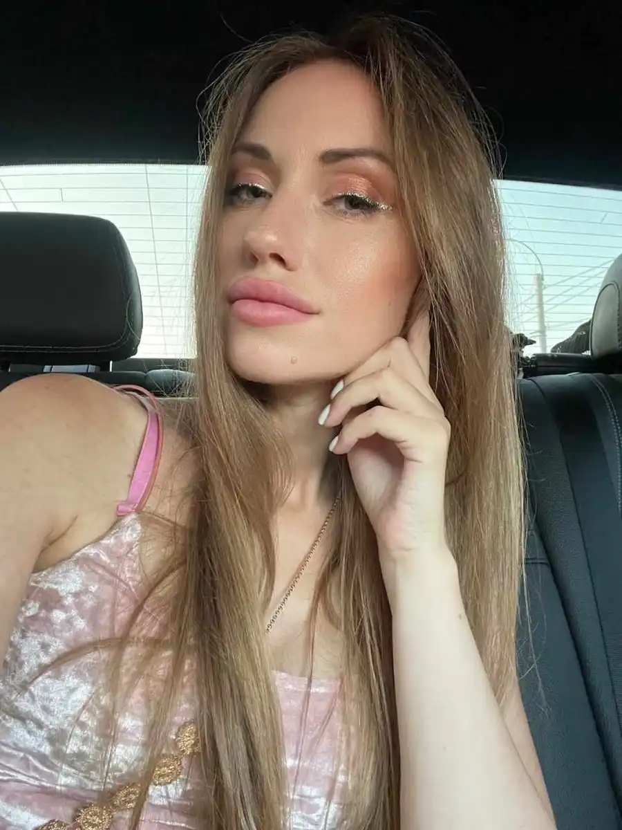 Anna escort in Milan