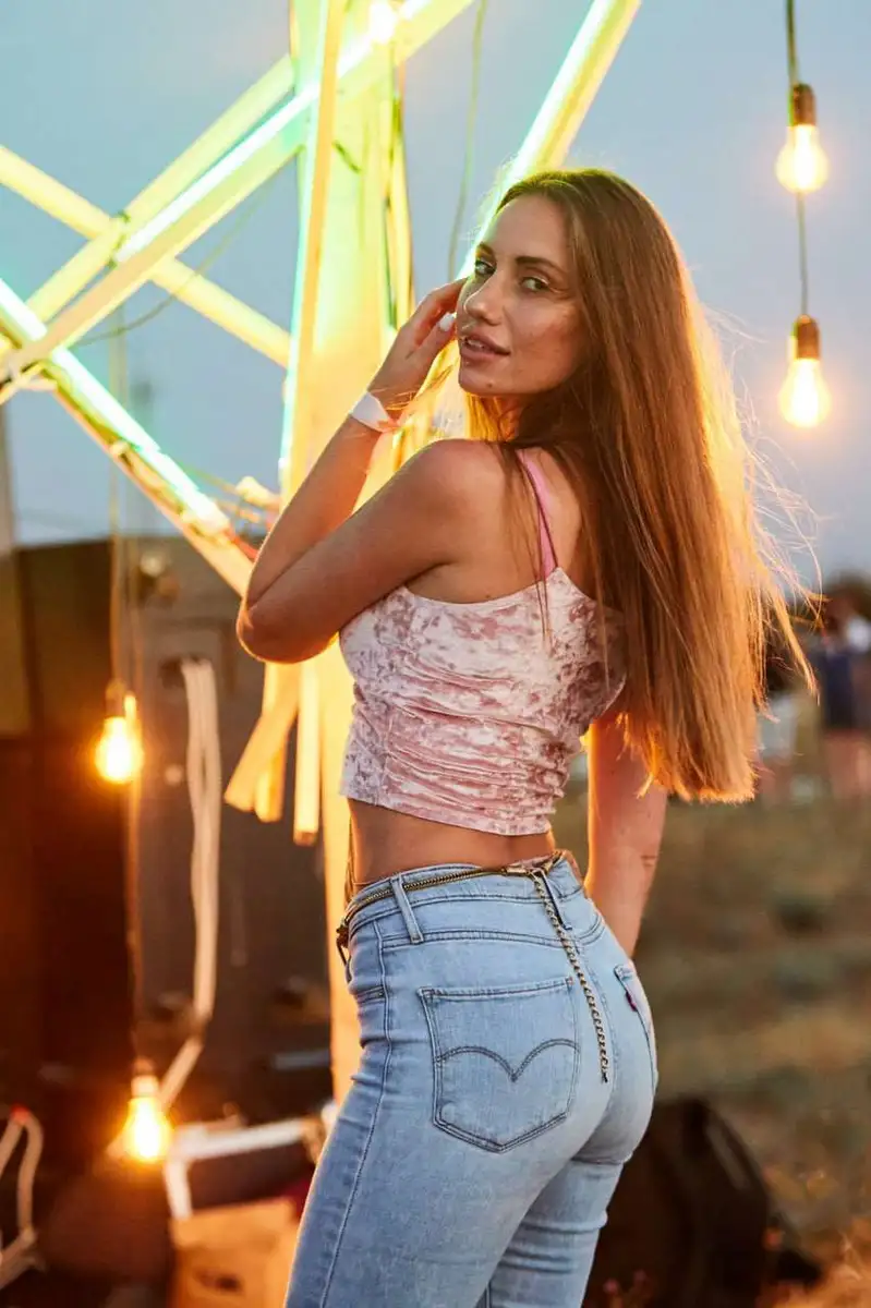 Anna escort in Milan