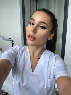 Arina escort in Milan