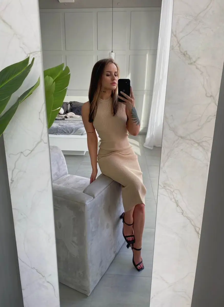Asya escort in Milan