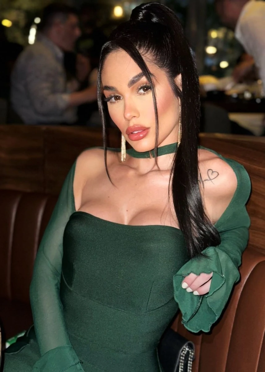 Bárbara escort in Rome