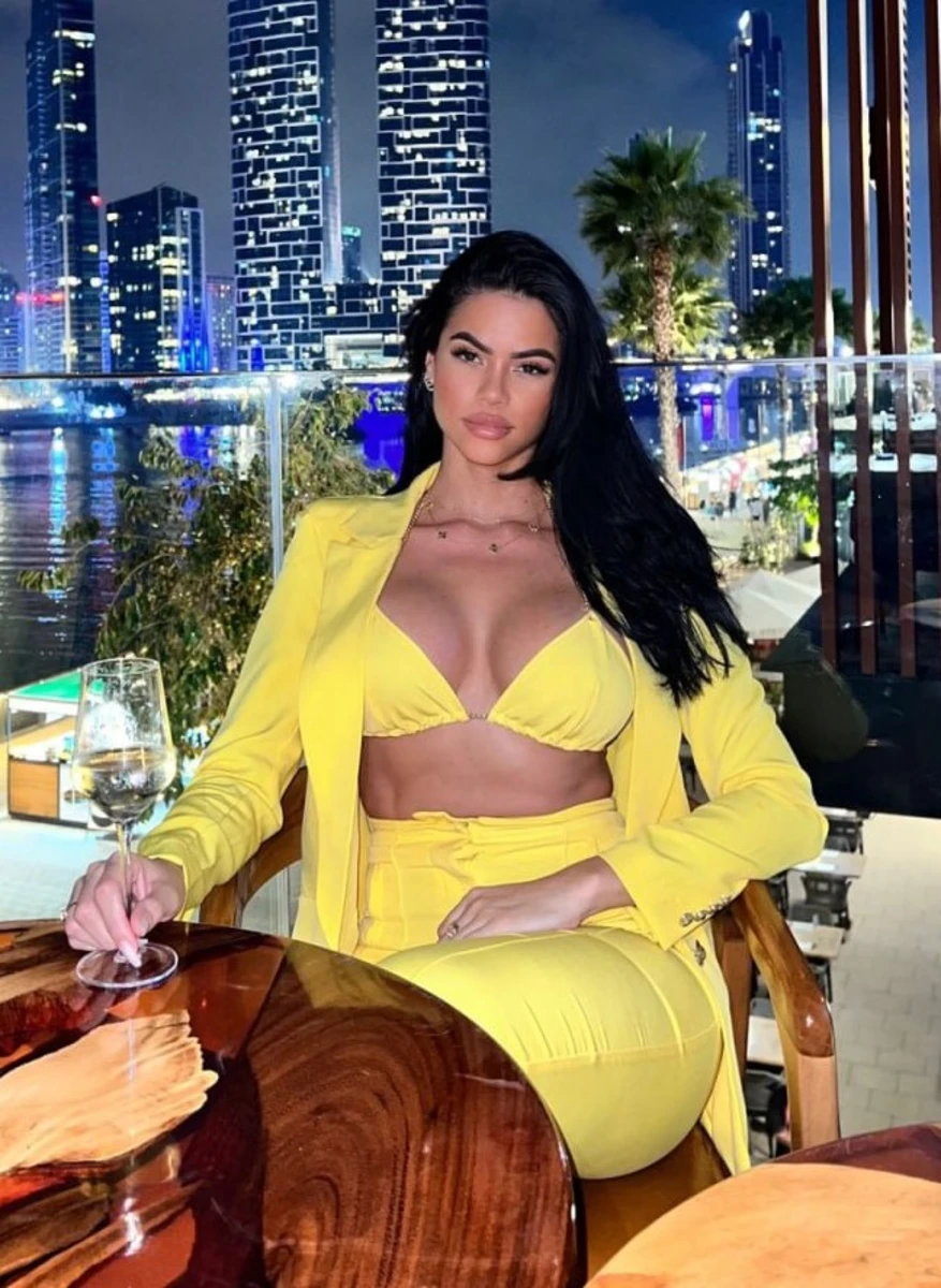Biah escort in Milan
