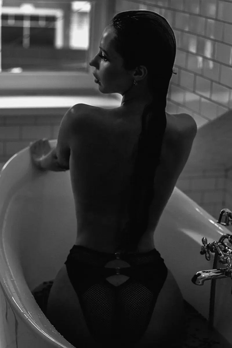Bogdana escort in Milan