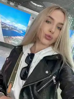 Candy escort in Milan