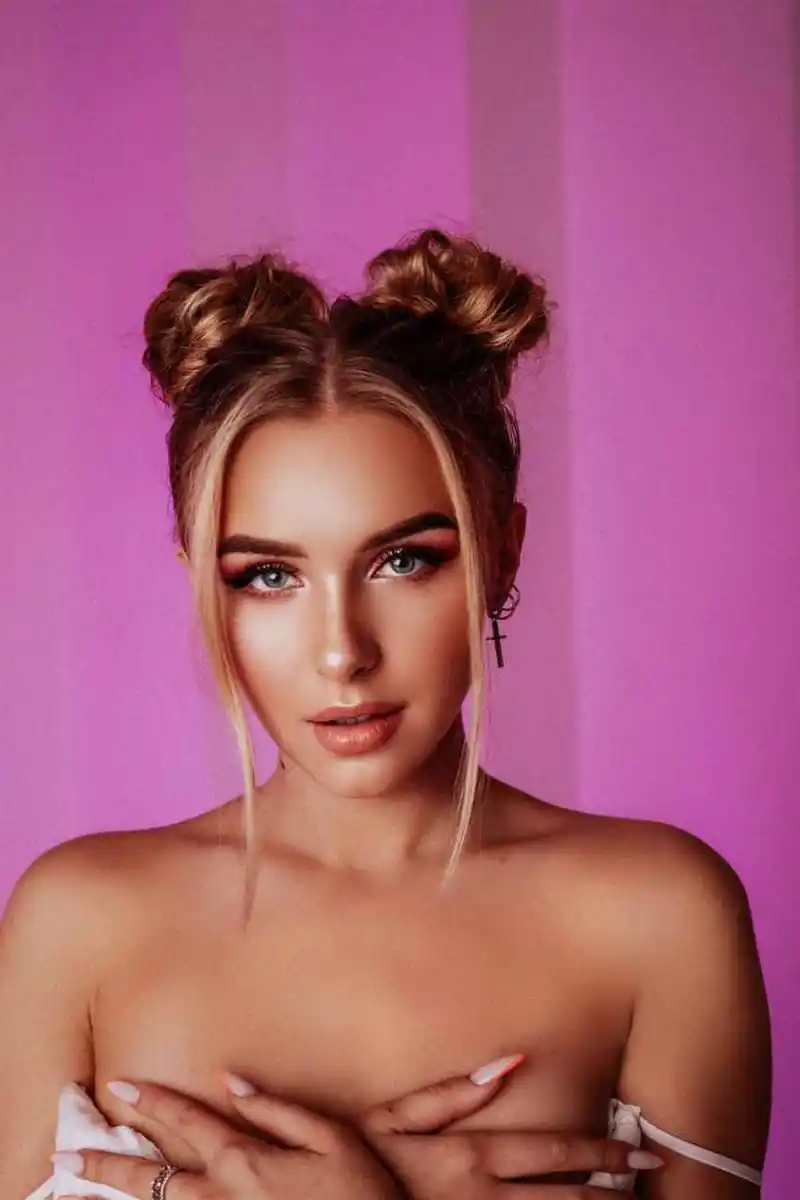 Candy escort in Milan