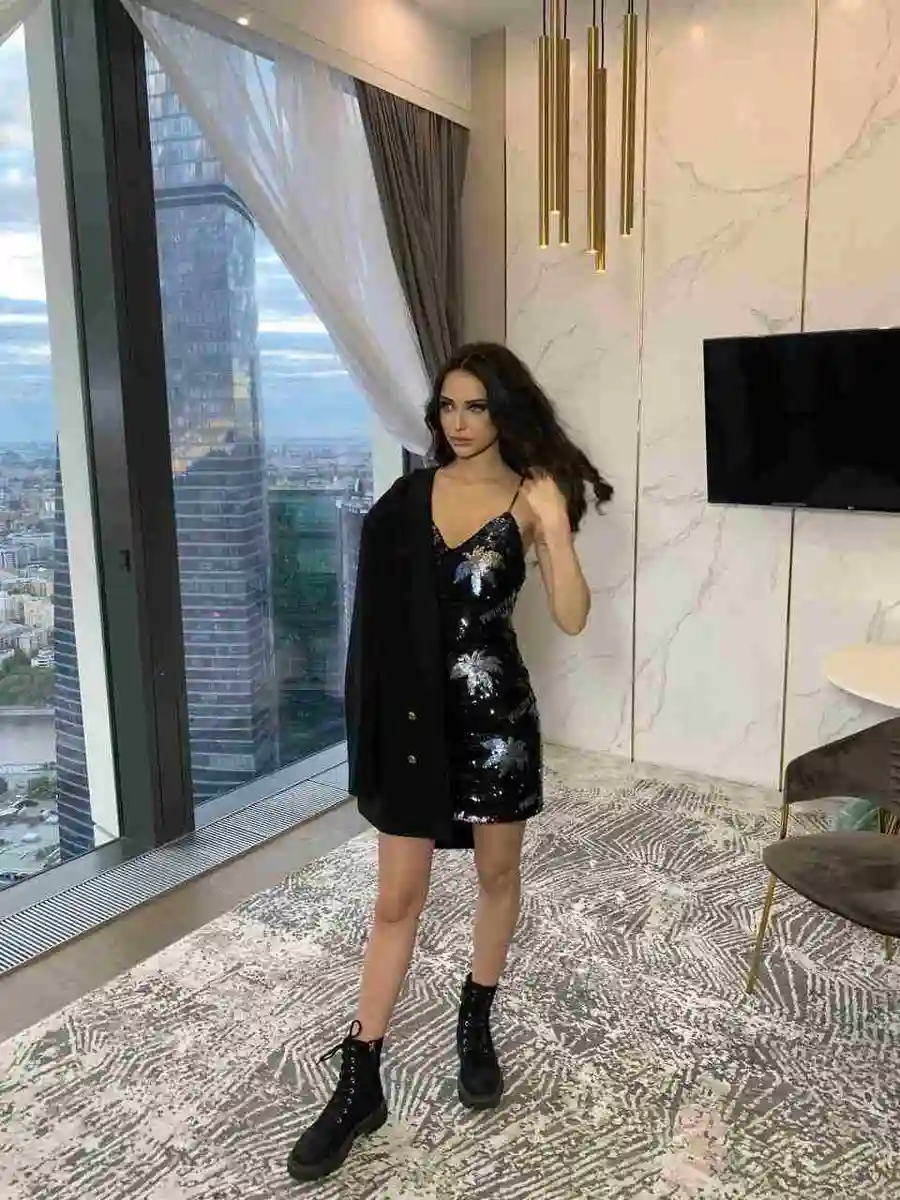 Crystal escort in Milan