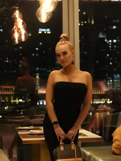 Dana escort in Milan