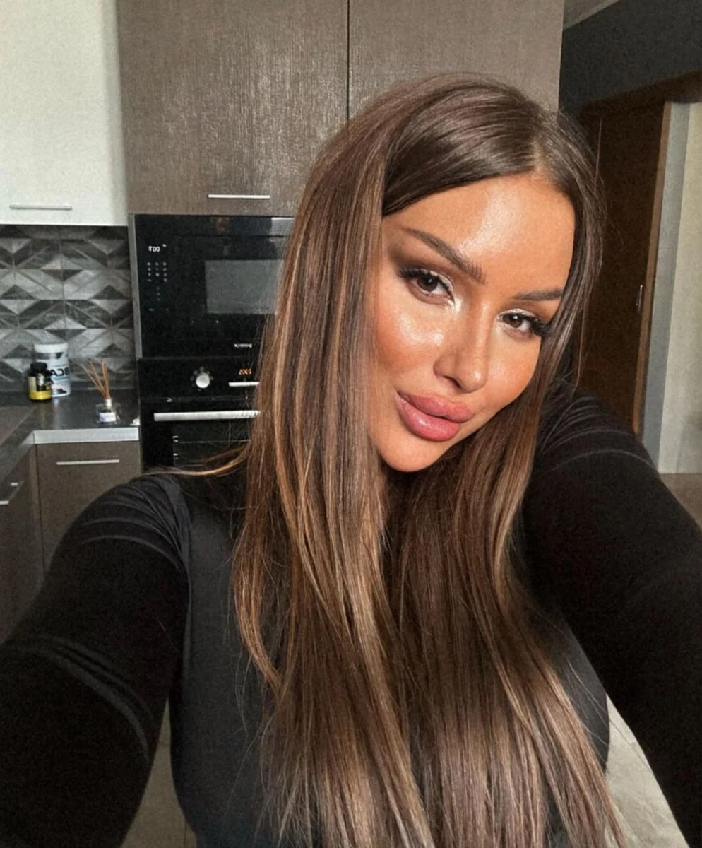 Dilara escort in Milan