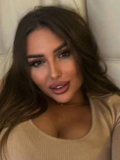 Dilara escort in Milan
