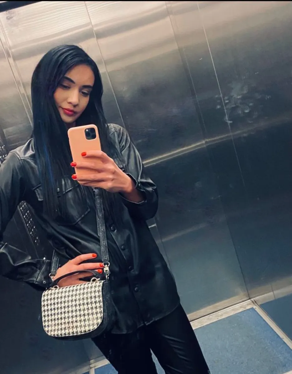 Dina escort in Milan