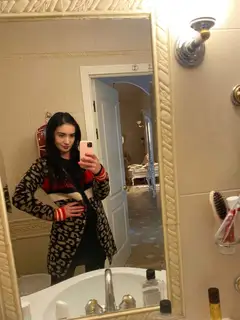 Dina escort in Milan