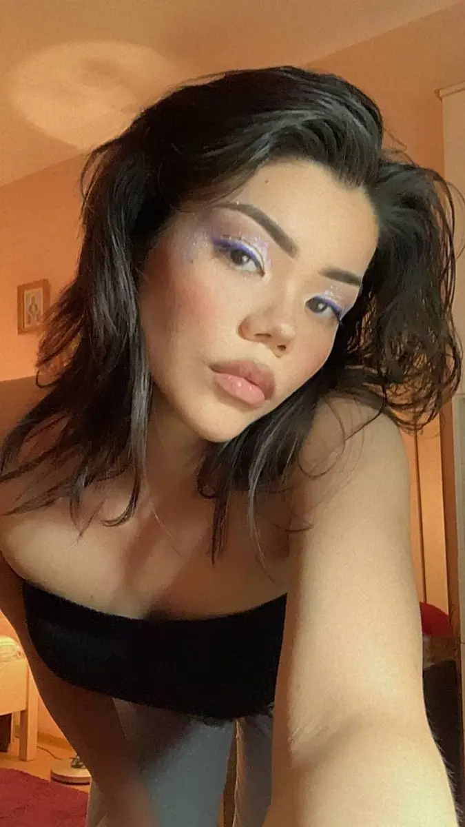 Elina escort in Milan