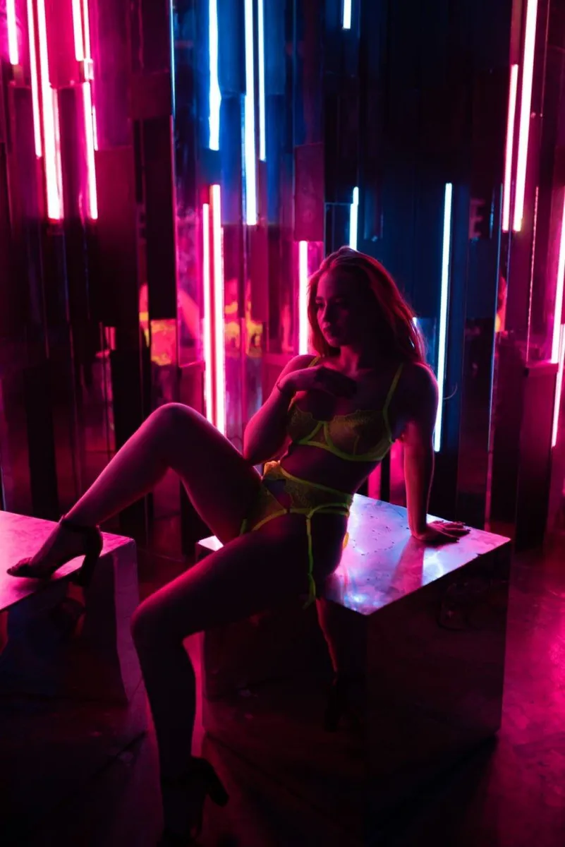 Emily escort in Milan