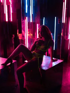 Emily escort in Milan