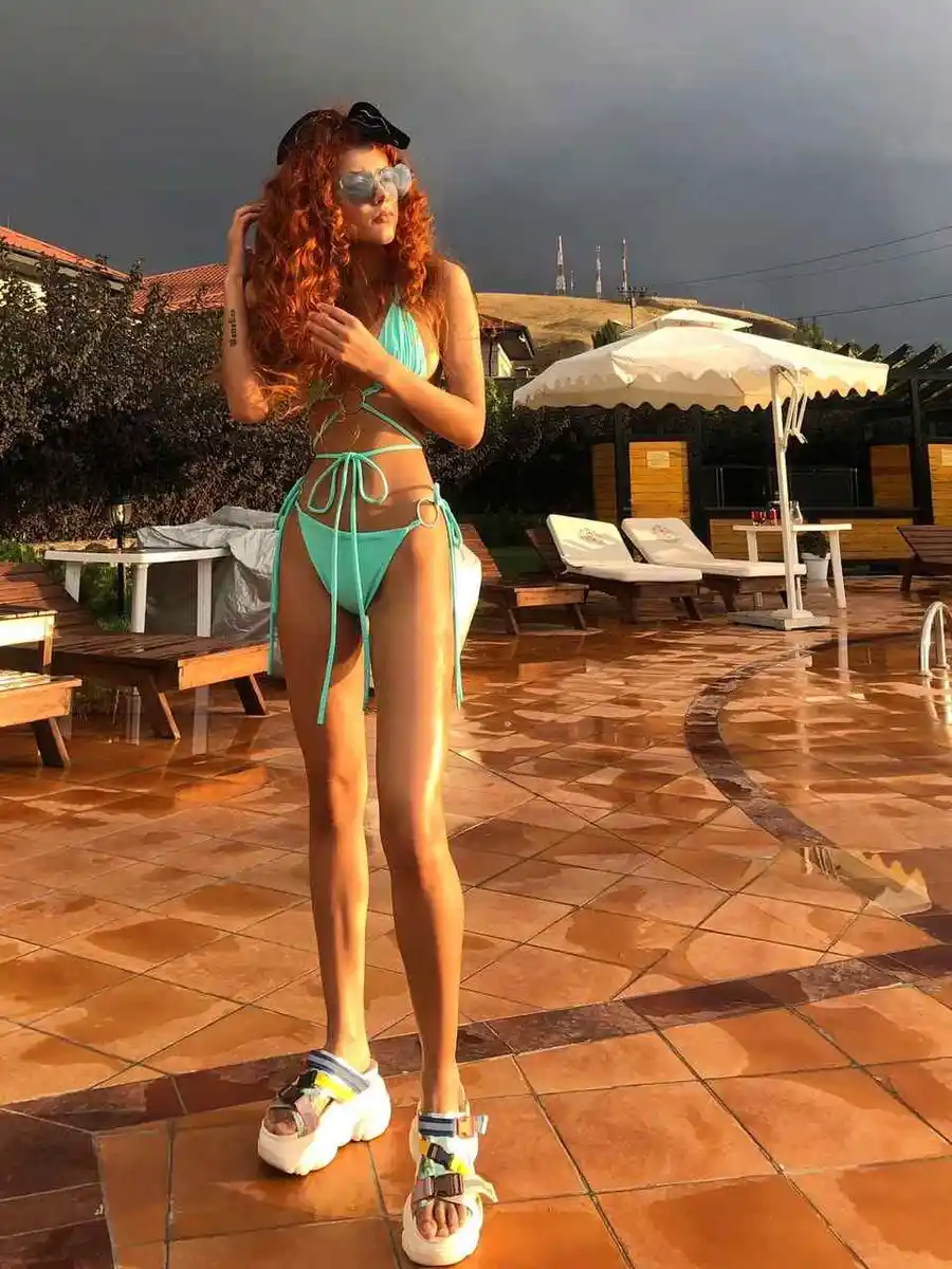 Emma escort in Milan