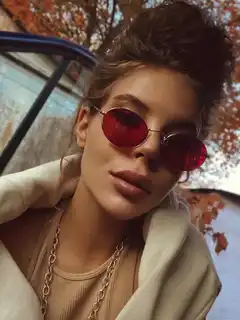Emma escort in Milan