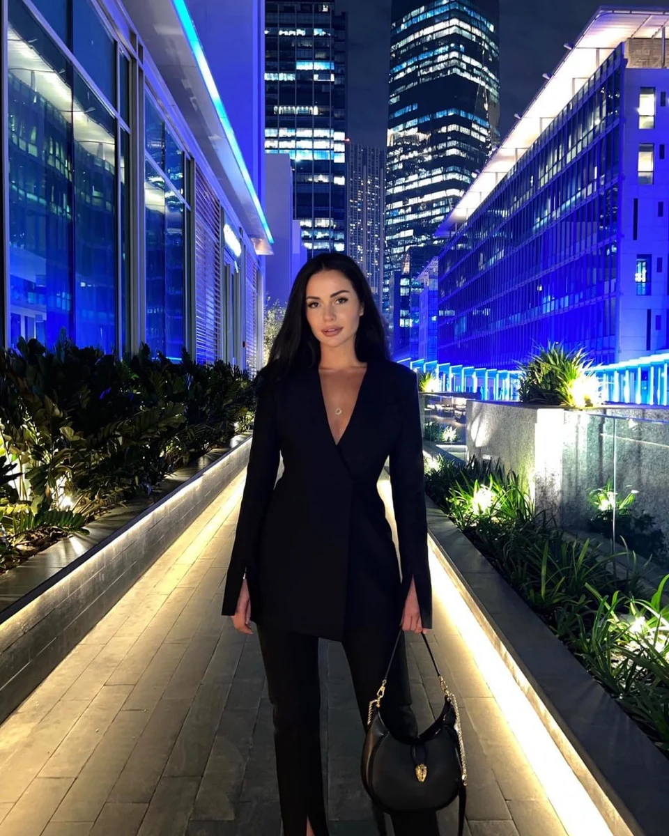 Evangelina escort in Milan