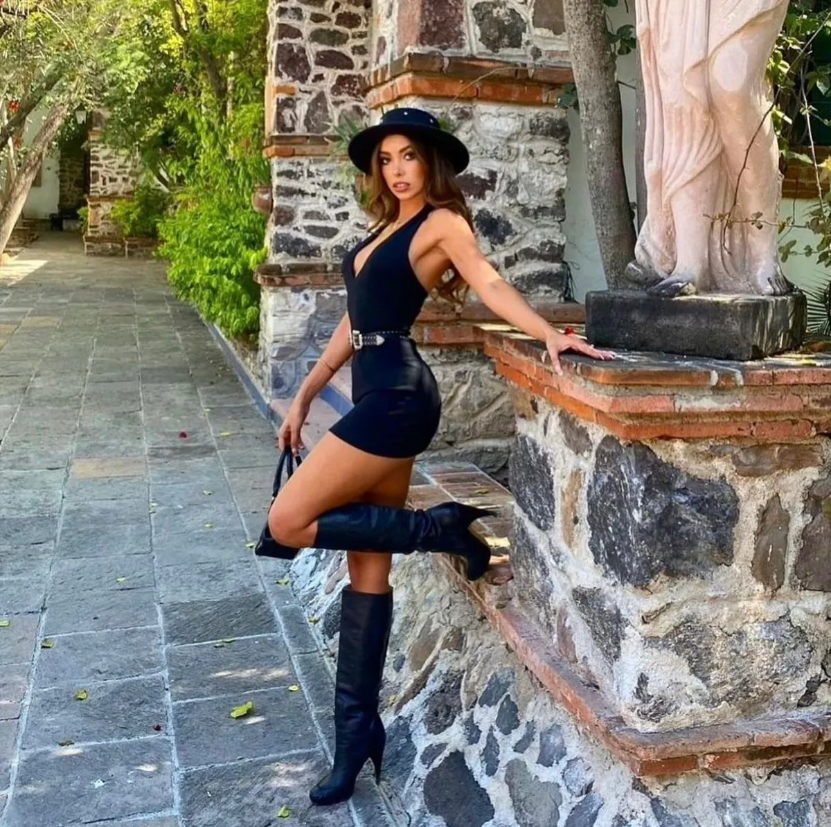 Gina escort in Milan