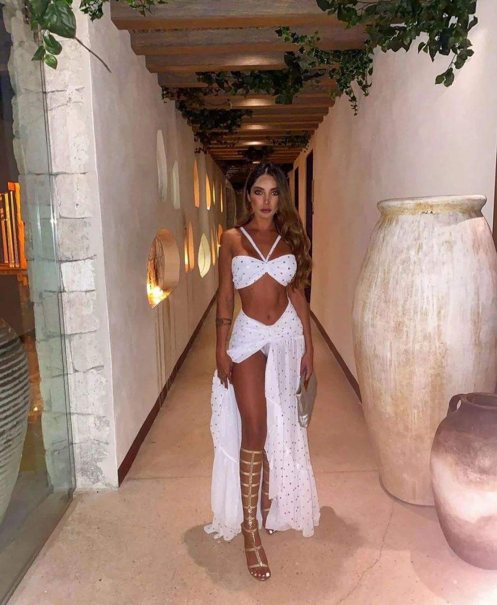 Gina escort in Milan