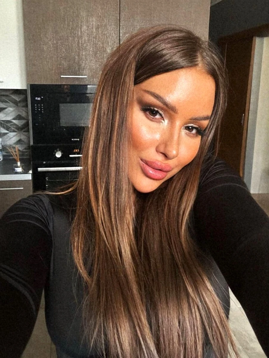 Iren escort in Milan