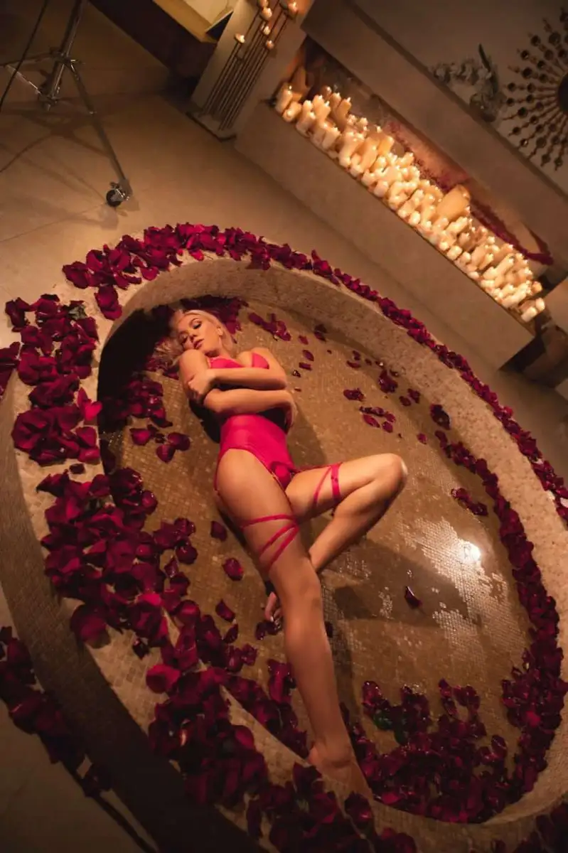 Iryna escort in Milan