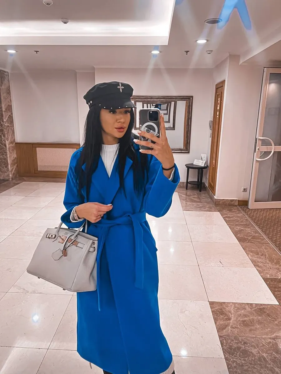 Isabel escort in Milan