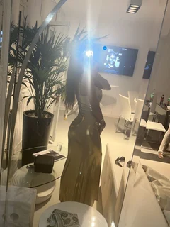 Julia escort in Milan