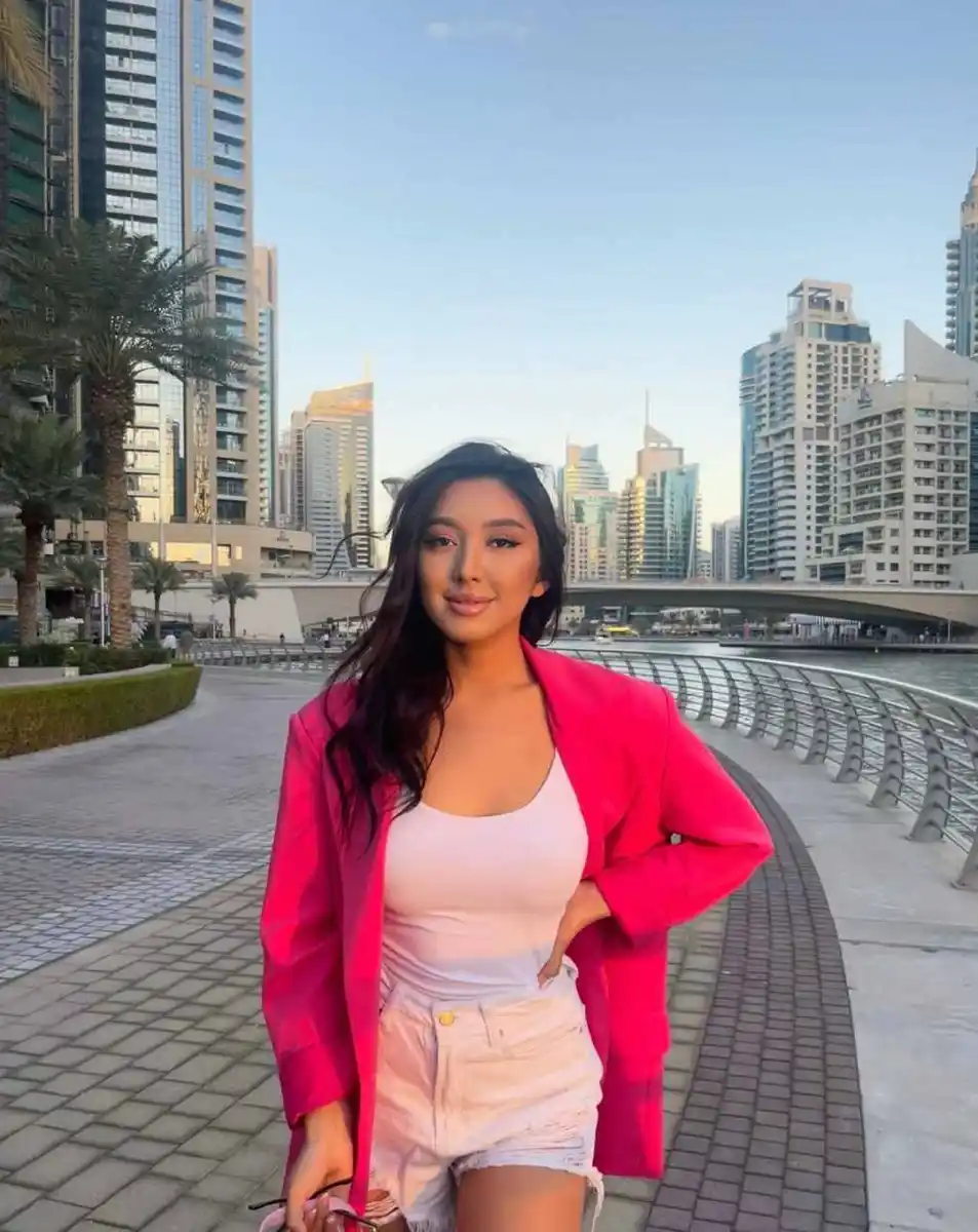 Kiera escort in Milan