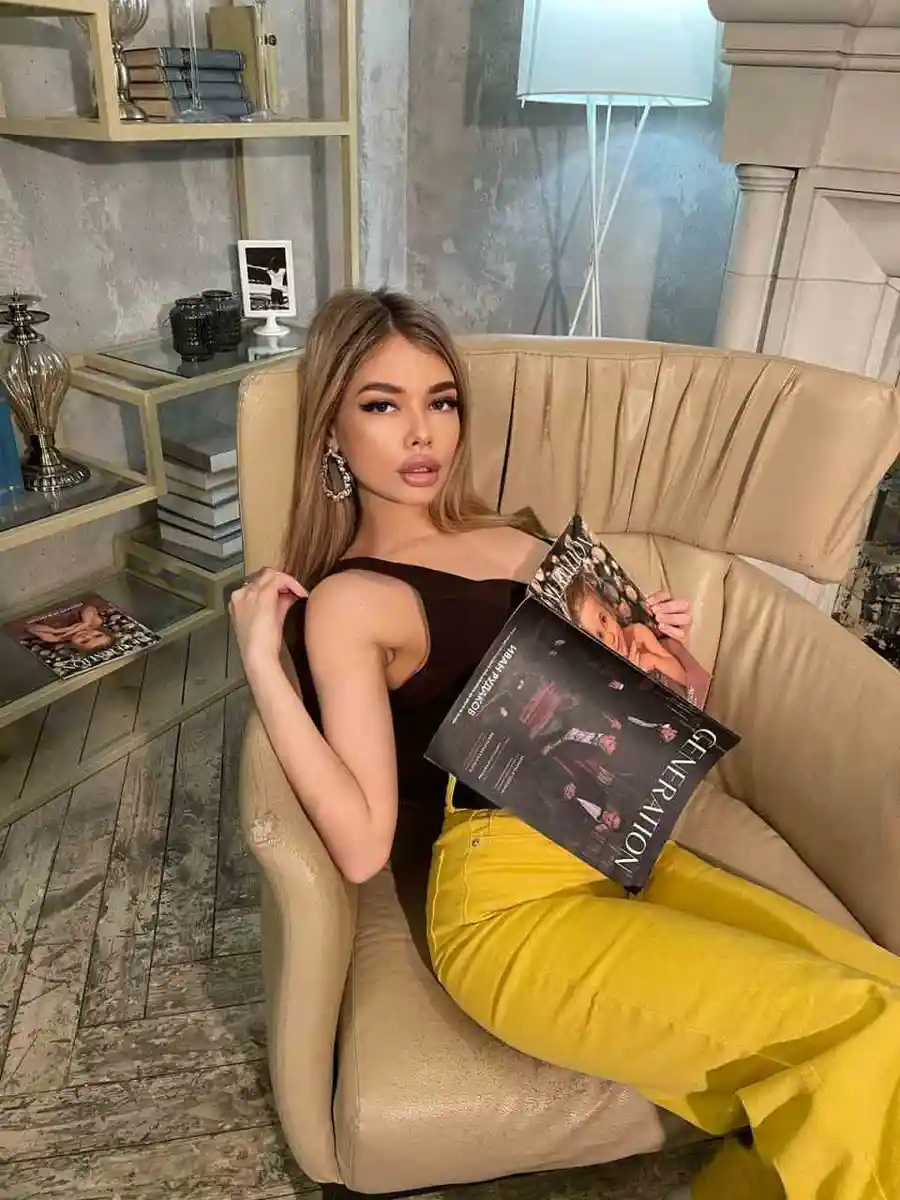 Kornelia escort in Milan
