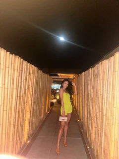 Lana escort in Milan