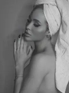 Lana   escort in Milan