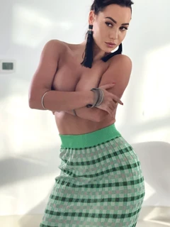 Lara escort in Rome