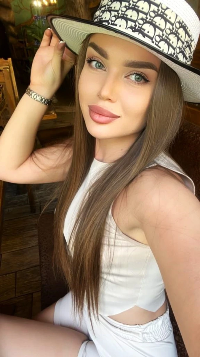  Lera escort in Milan