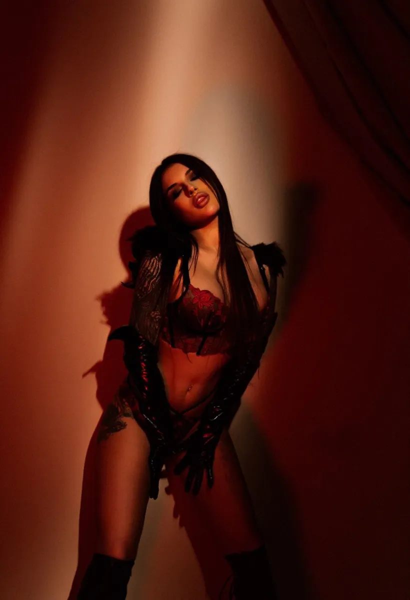 Lera escort in Milan