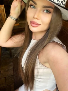  Lera escort in Milan
