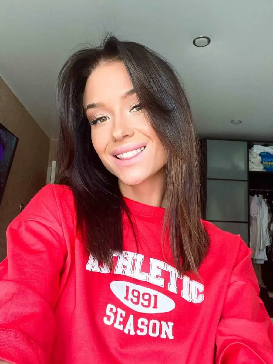 Lika escort in Milan