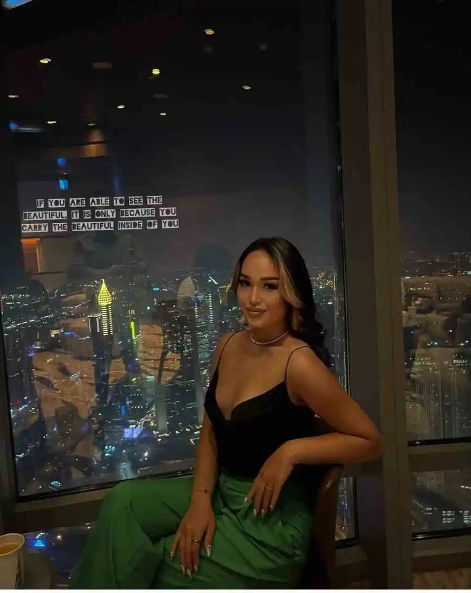 Lilia escort in Milan