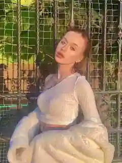 Lina escort in Milan