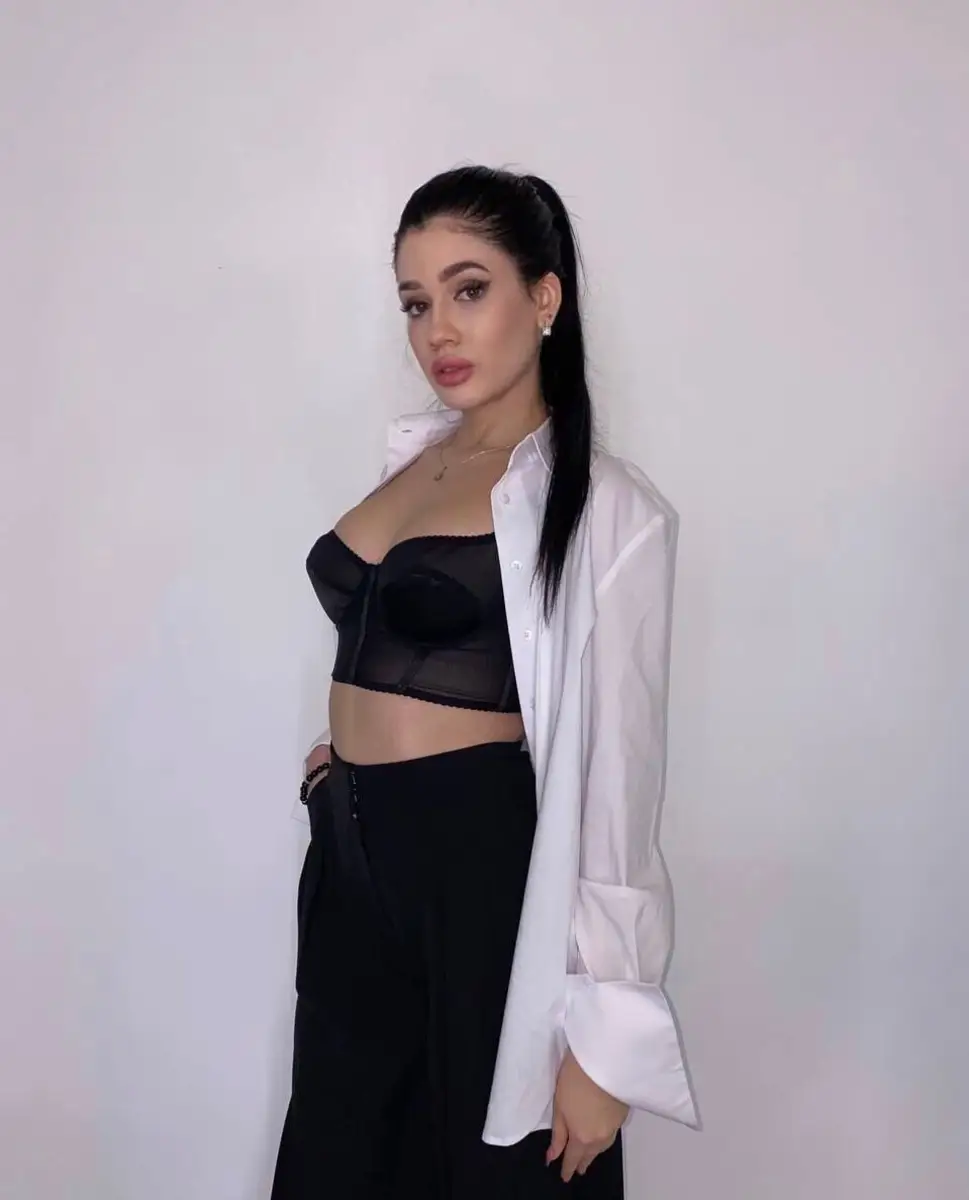 Lolita escort in Milan