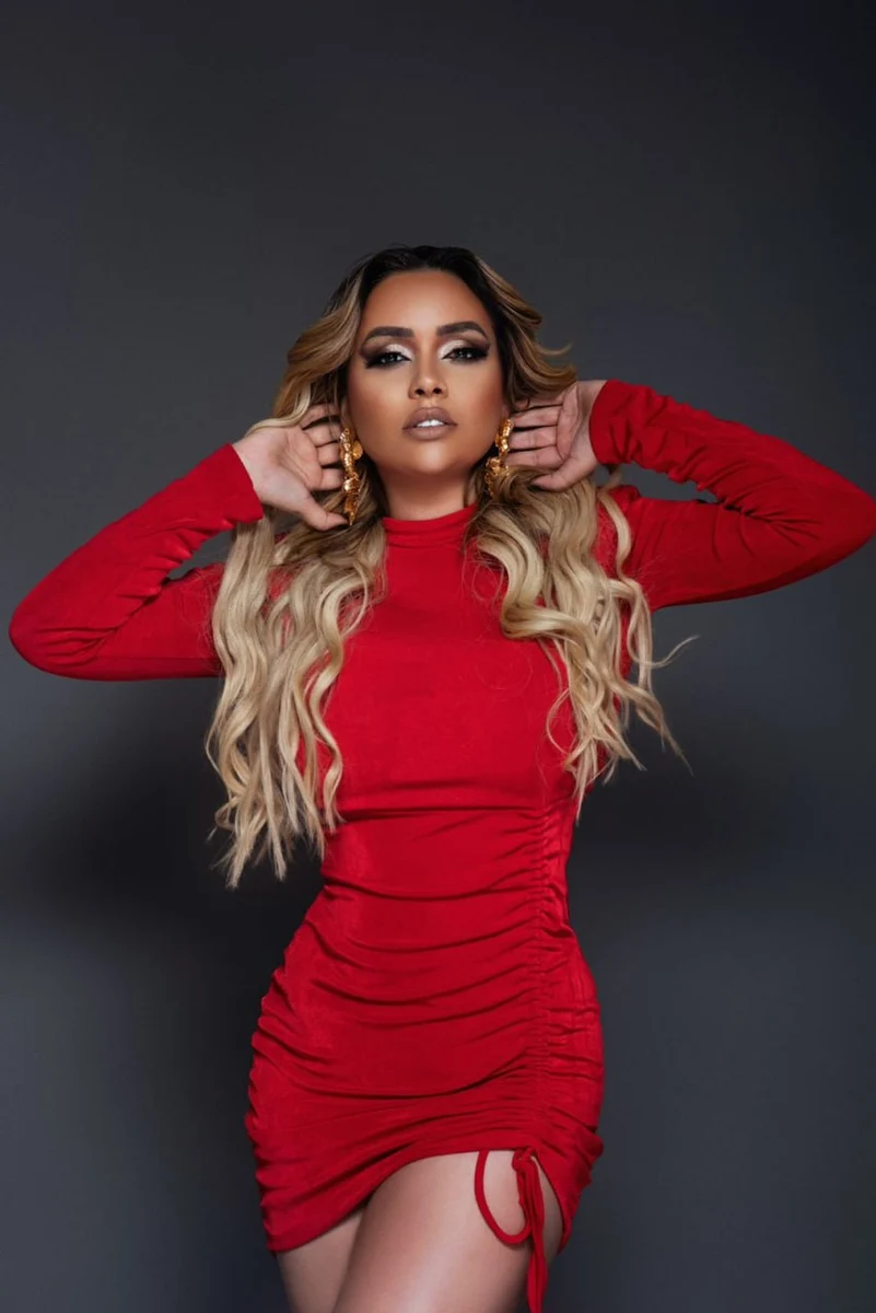 Luma escort in Milan