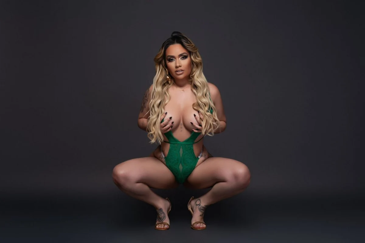 Luma escort in Milan