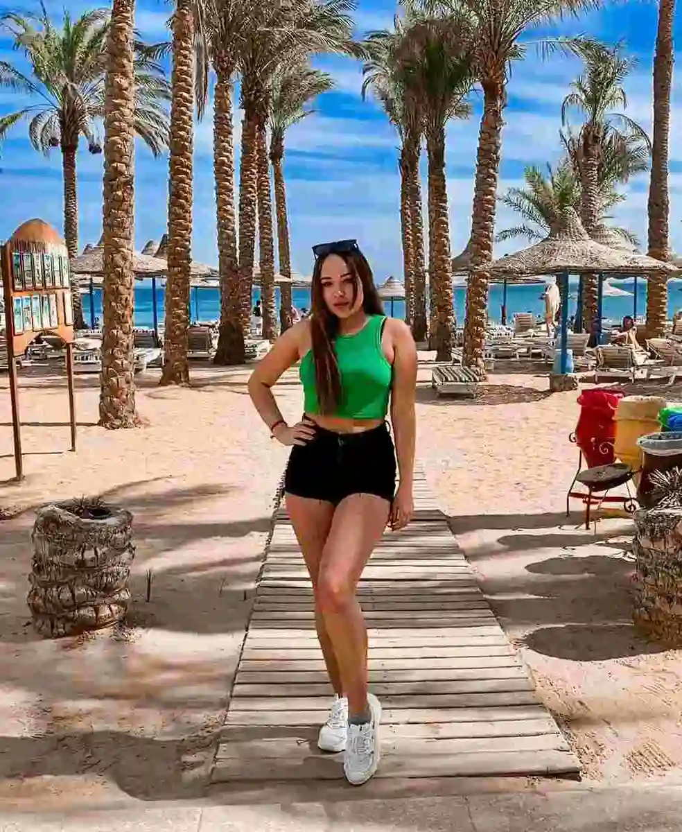 Malika escort in Milan