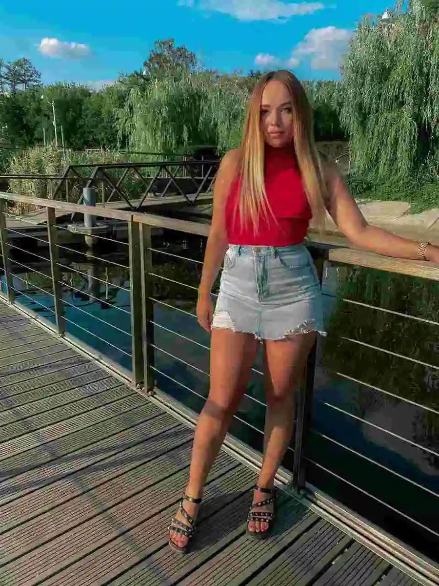 Malika escort in Milan