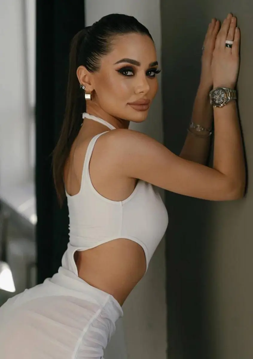 Malika escort in Milan