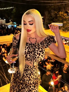 Marta escort in Rome